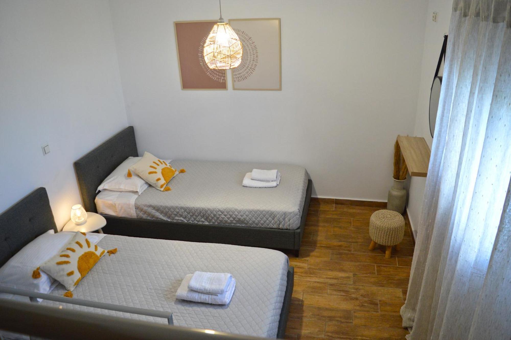 Sunshine House Apartment Ermoupoli Luaran gambar