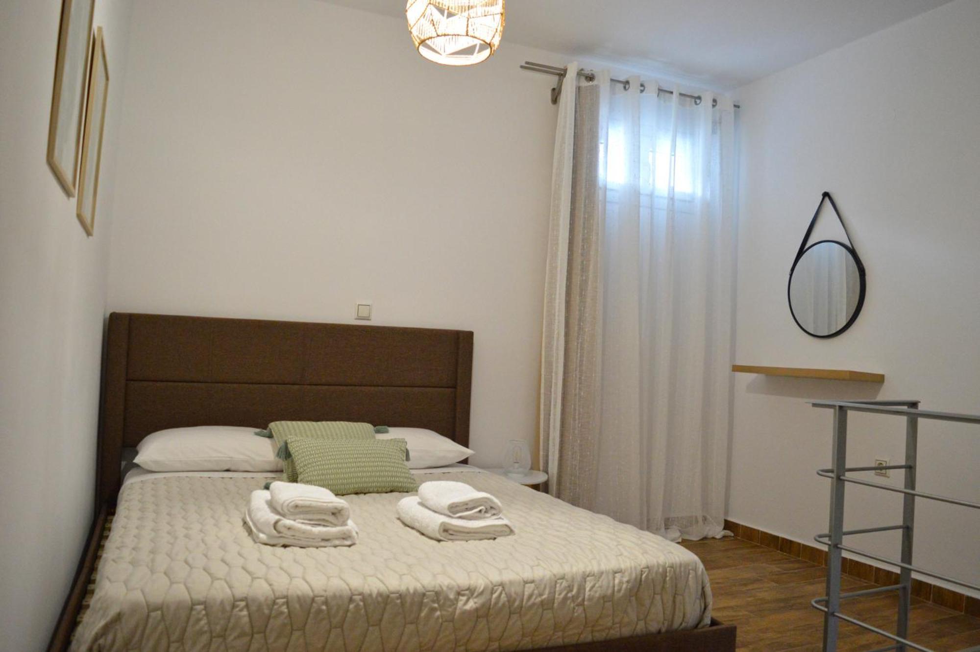 Sunshine House Apartment Ermoupoli Luaran gambar